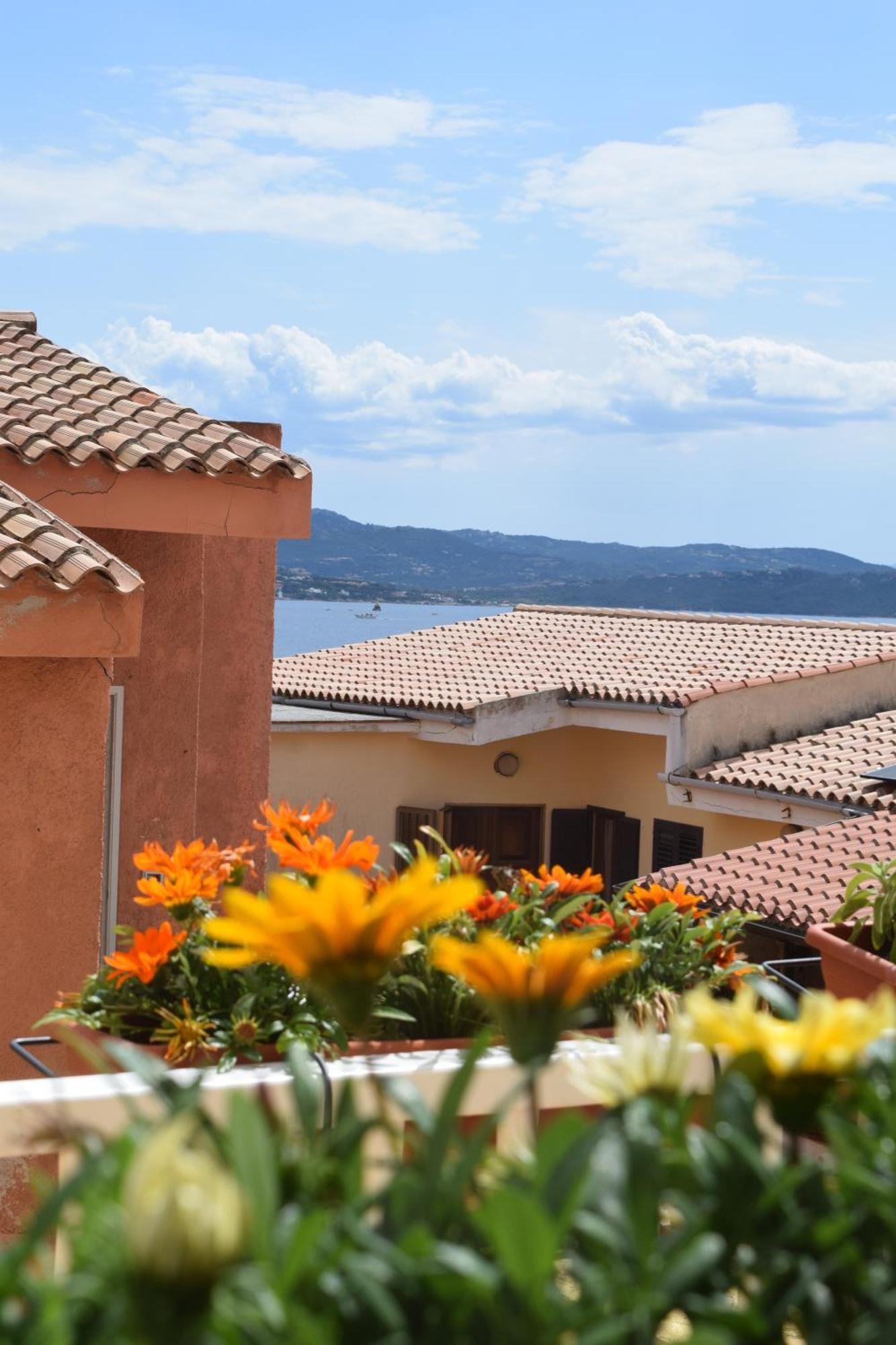 לה מדלנה Appartamento Vista Mare A La Maddalena מראה חיצוני תמונה