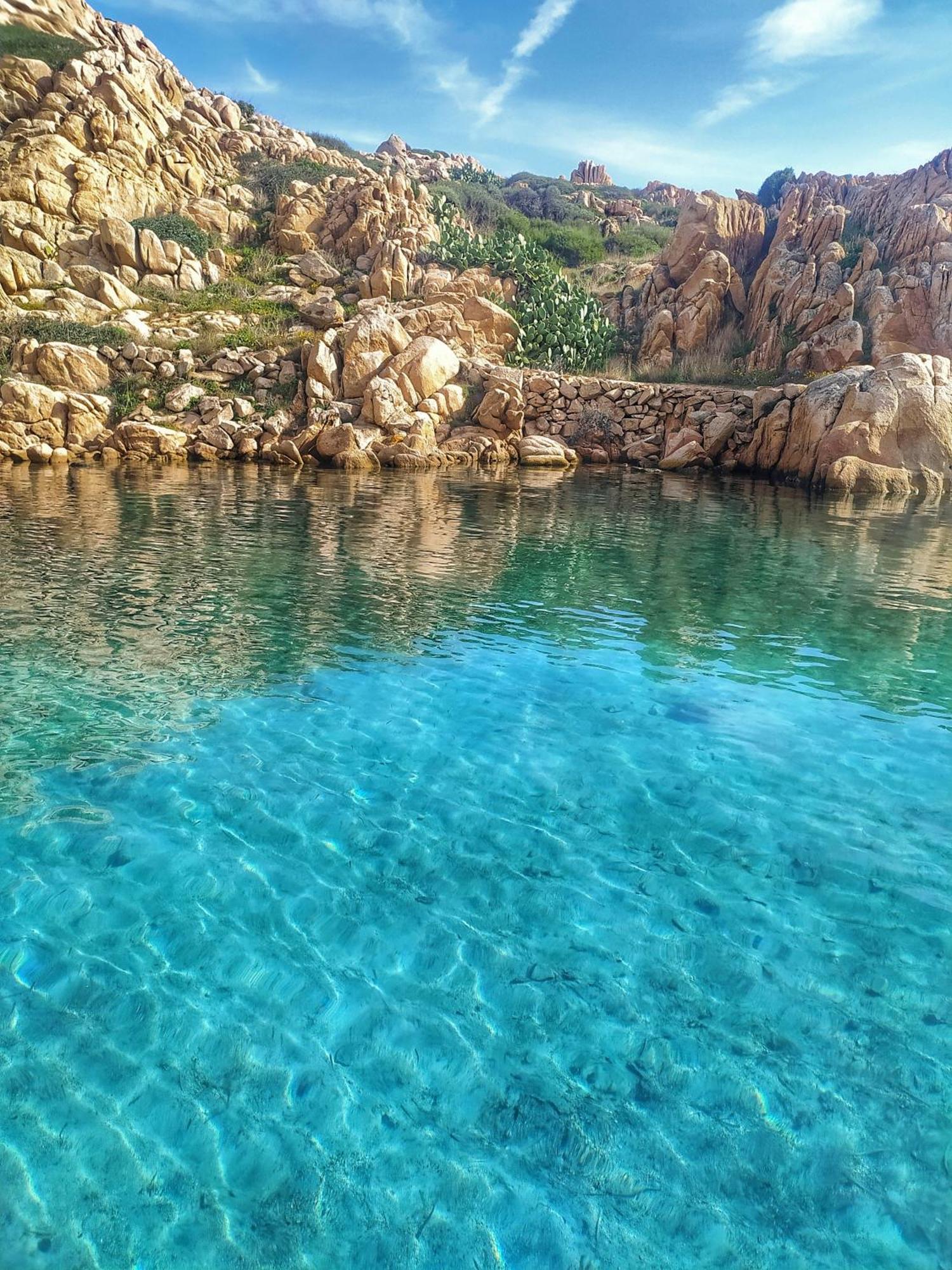לה מדלנה Appartamento Vista Mare A La Maddalena מראה חיצוני תמונה